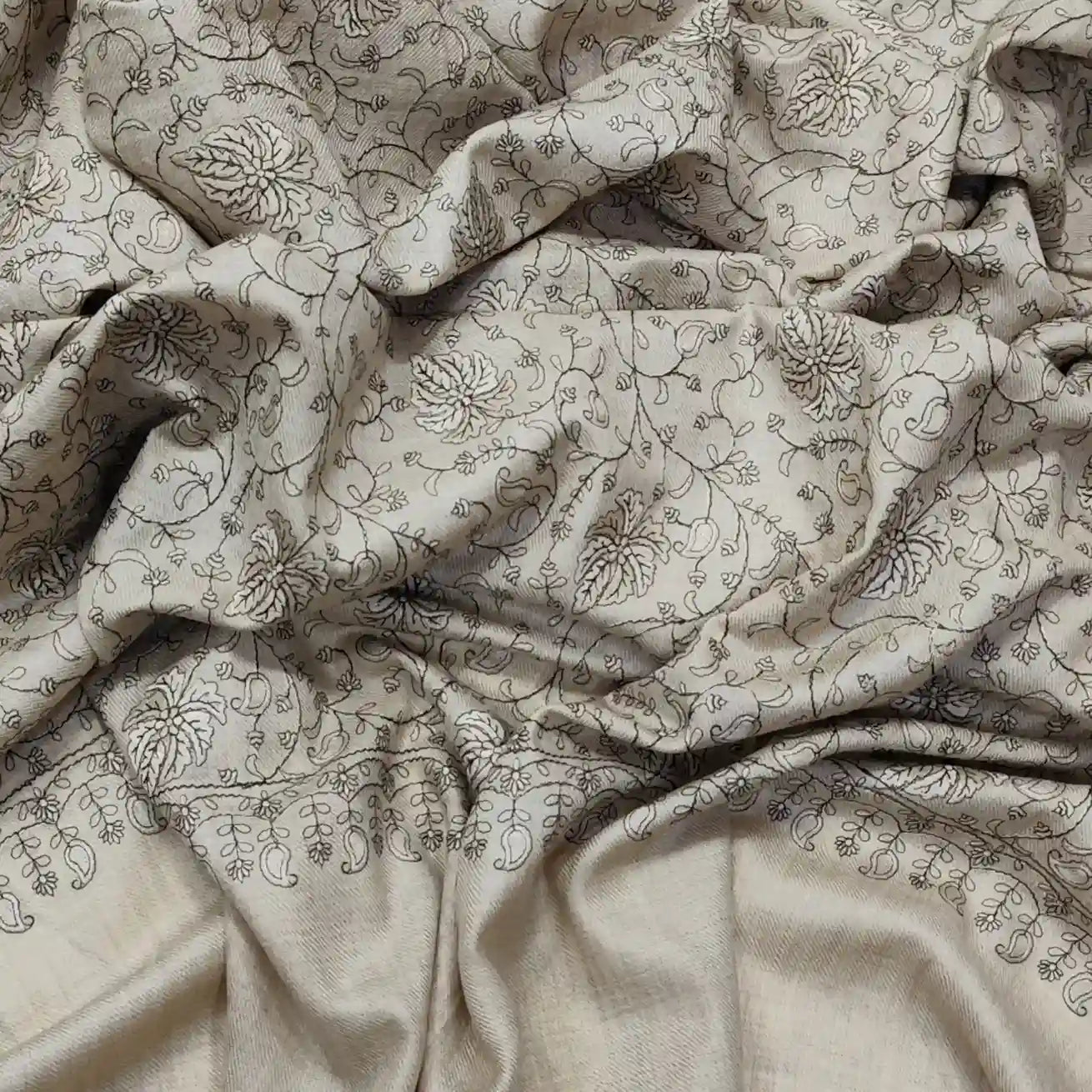 Kashmiri Fine Wool Computer Sozni Work Shawl, Beige
