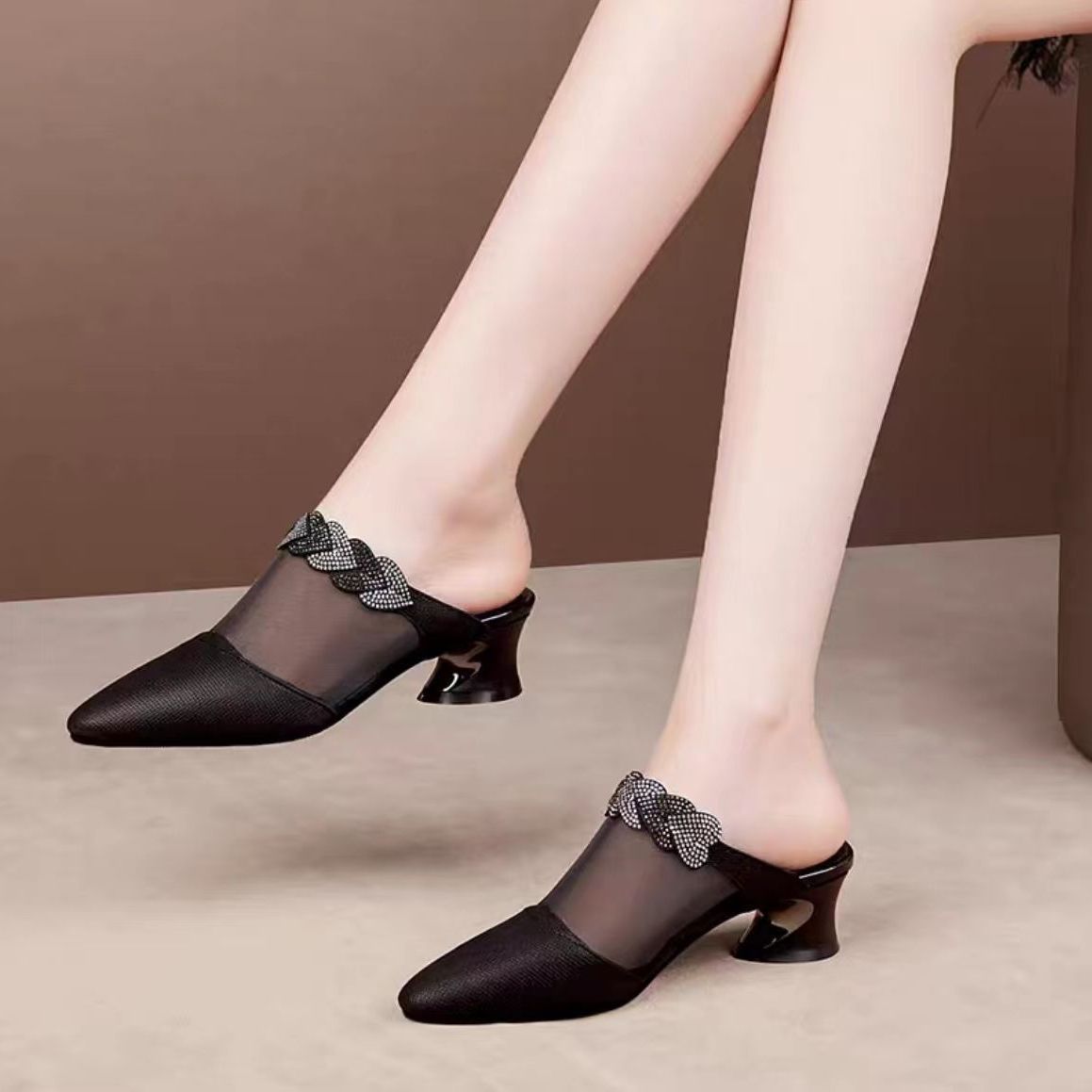 Soft Leather Mesh Closed-toe Slippers Women